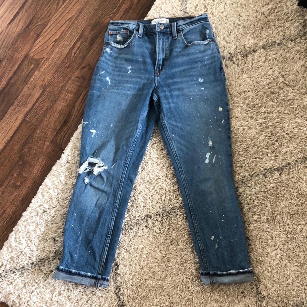 Abercrombie High Rise Mom Jeans 26/2